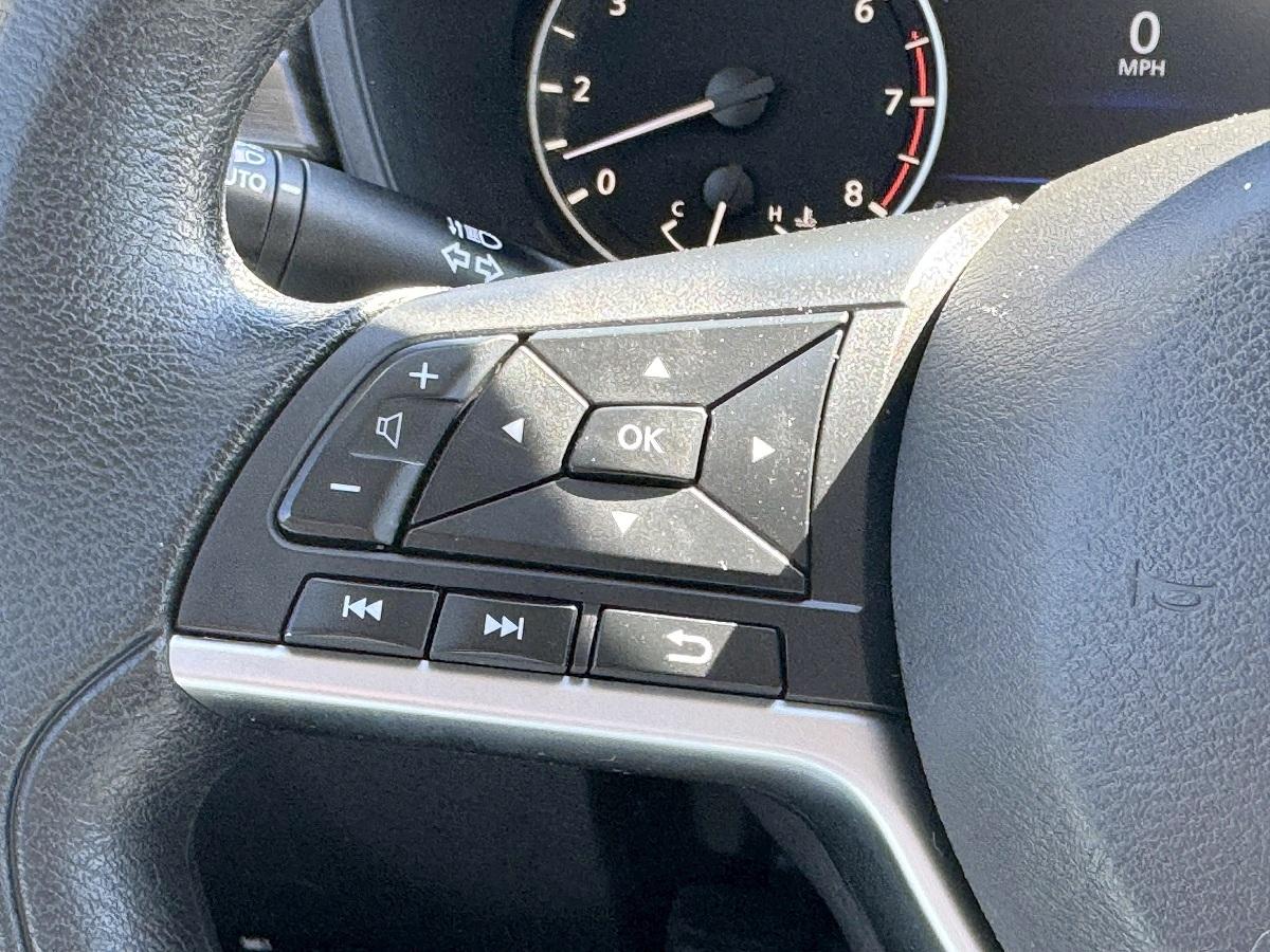 Nissan Altima  2024