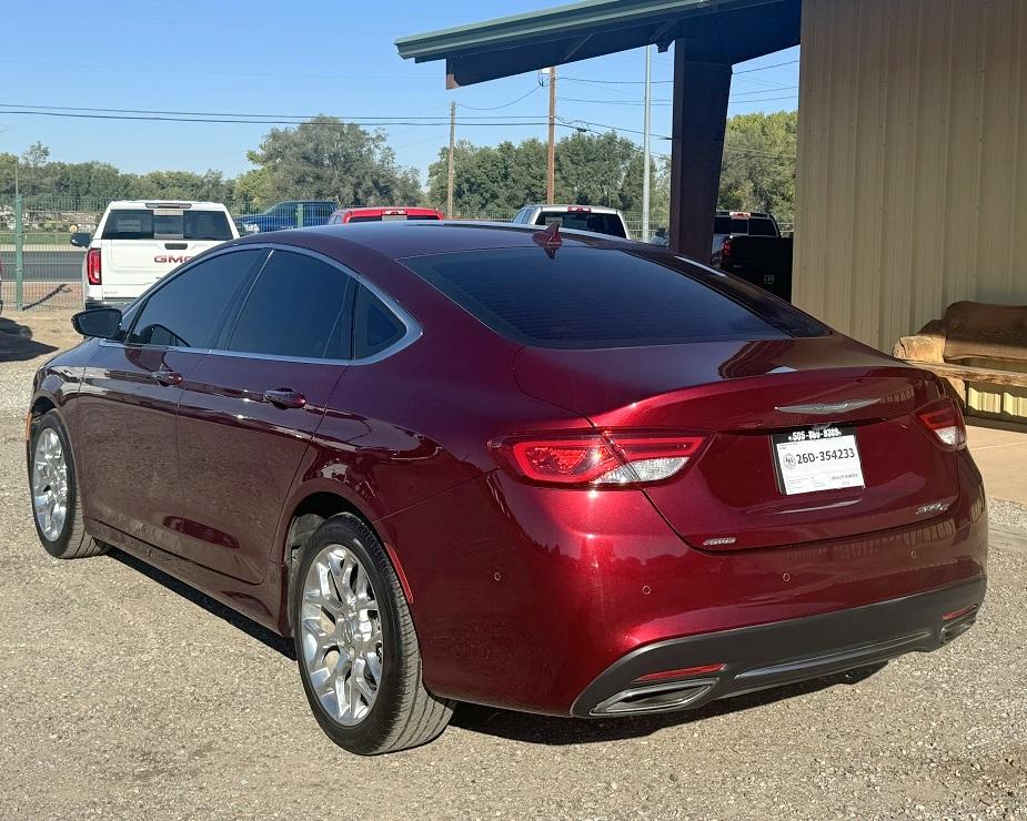 Chrysler 200  2015
