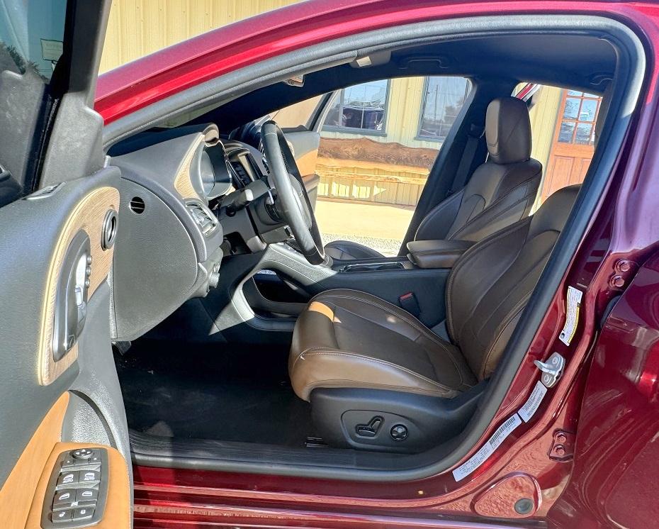Chrysler 200  2015