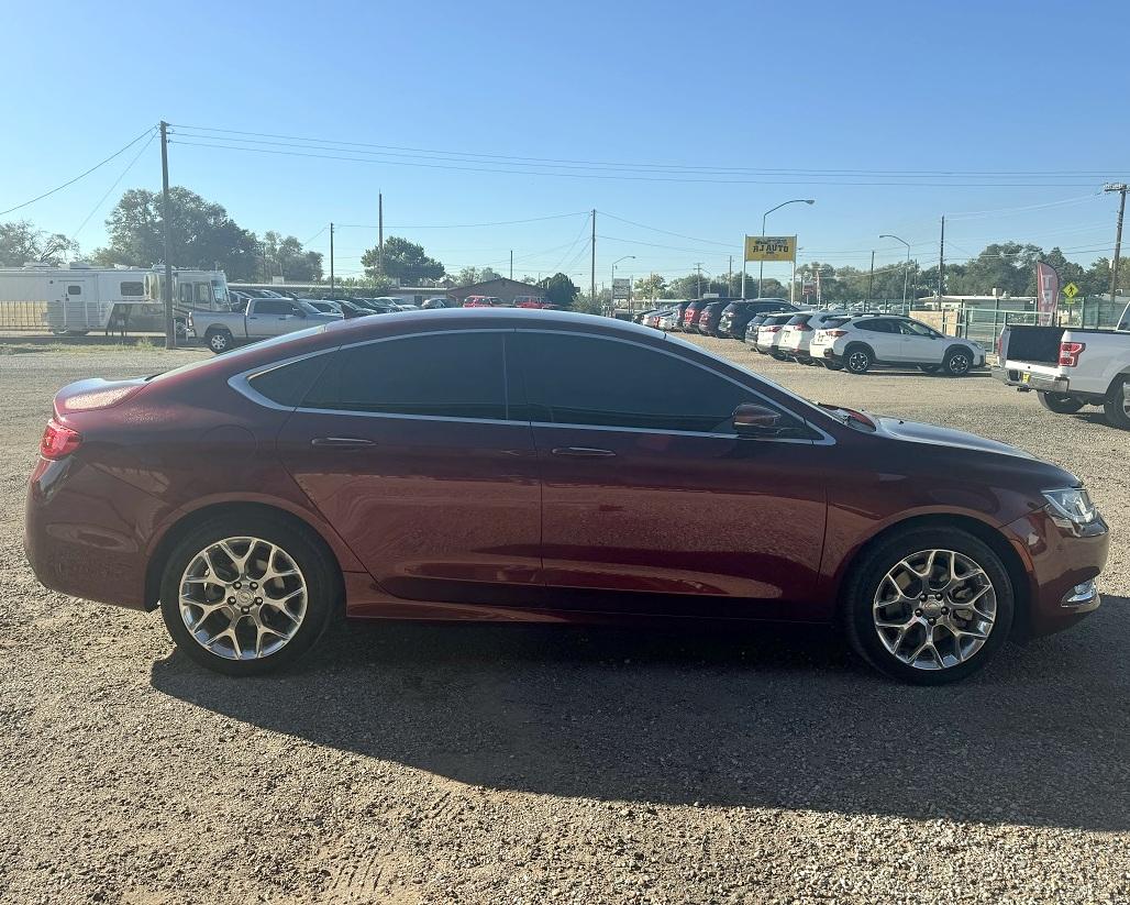 Chrysler 200  2015