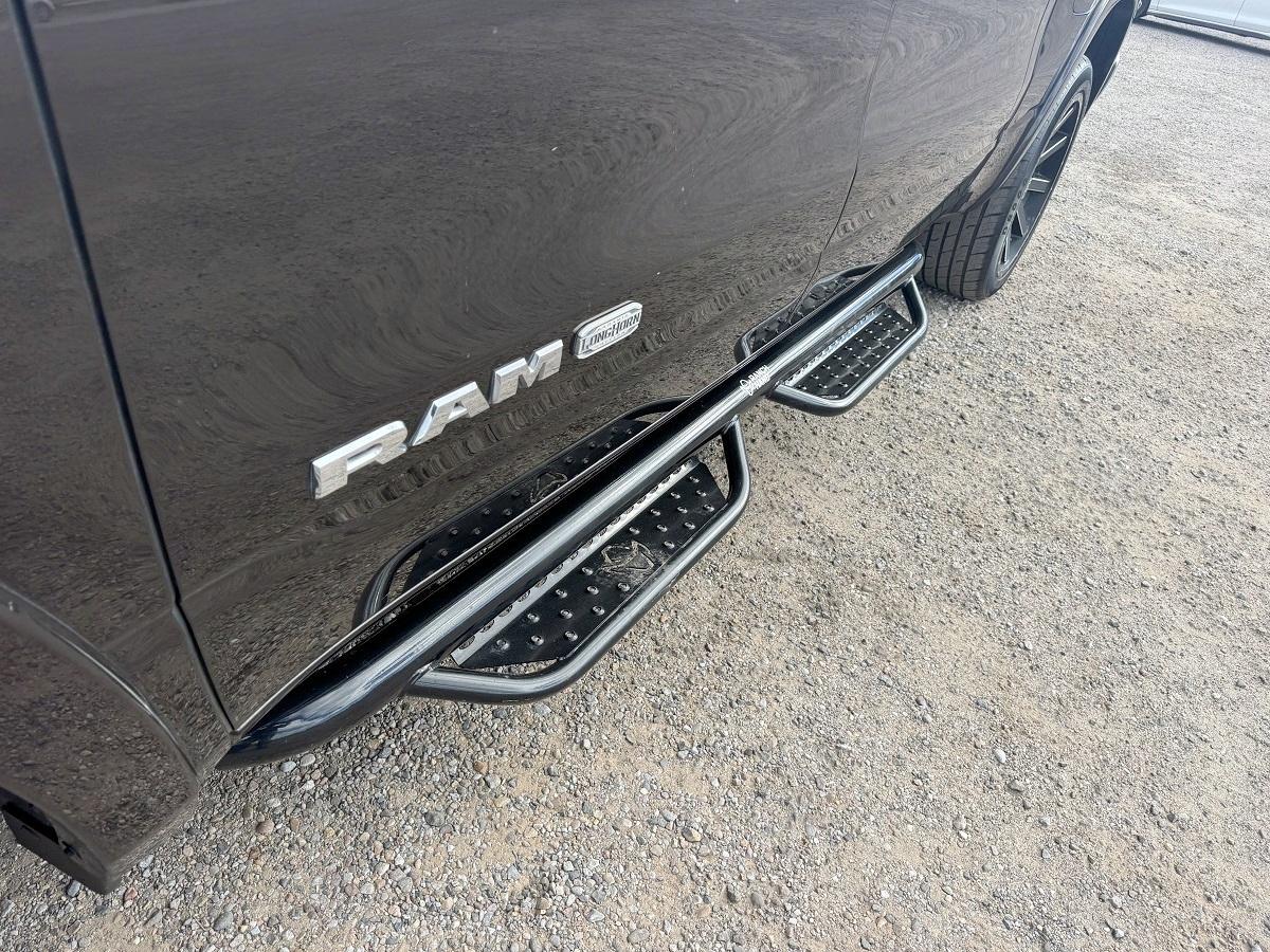 RAM 1500 Longhorn 4x4 Crew Cab 5'7" Box 2019