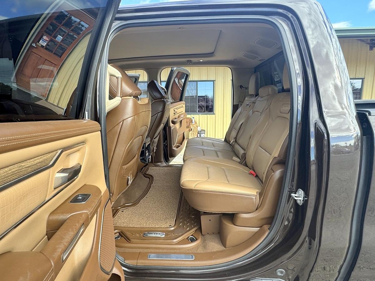 RAM 1500 Longhorn 4x4 Crew Cab 5'7" Box 2019