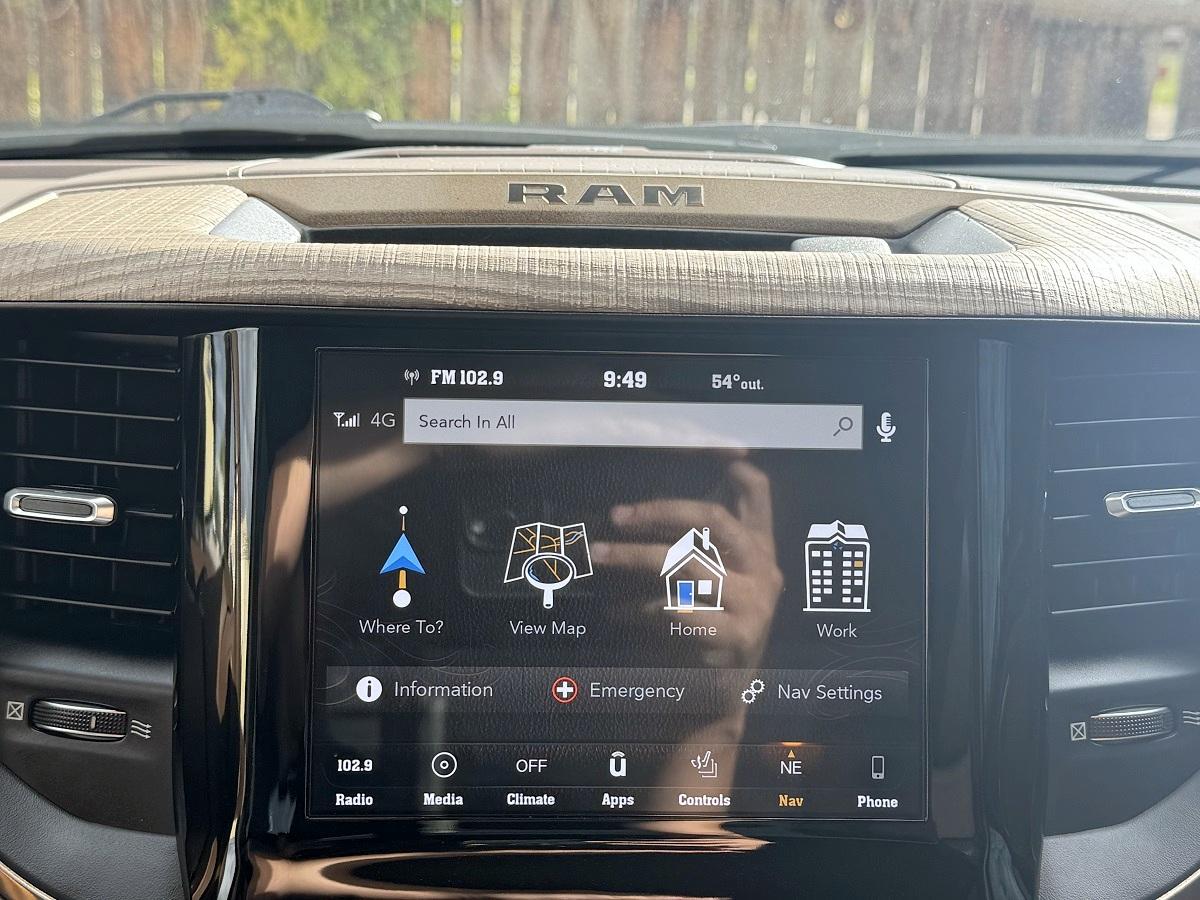 RAM 1500 Longhorn 4x4 Crew Cab 5'7" Box 2019