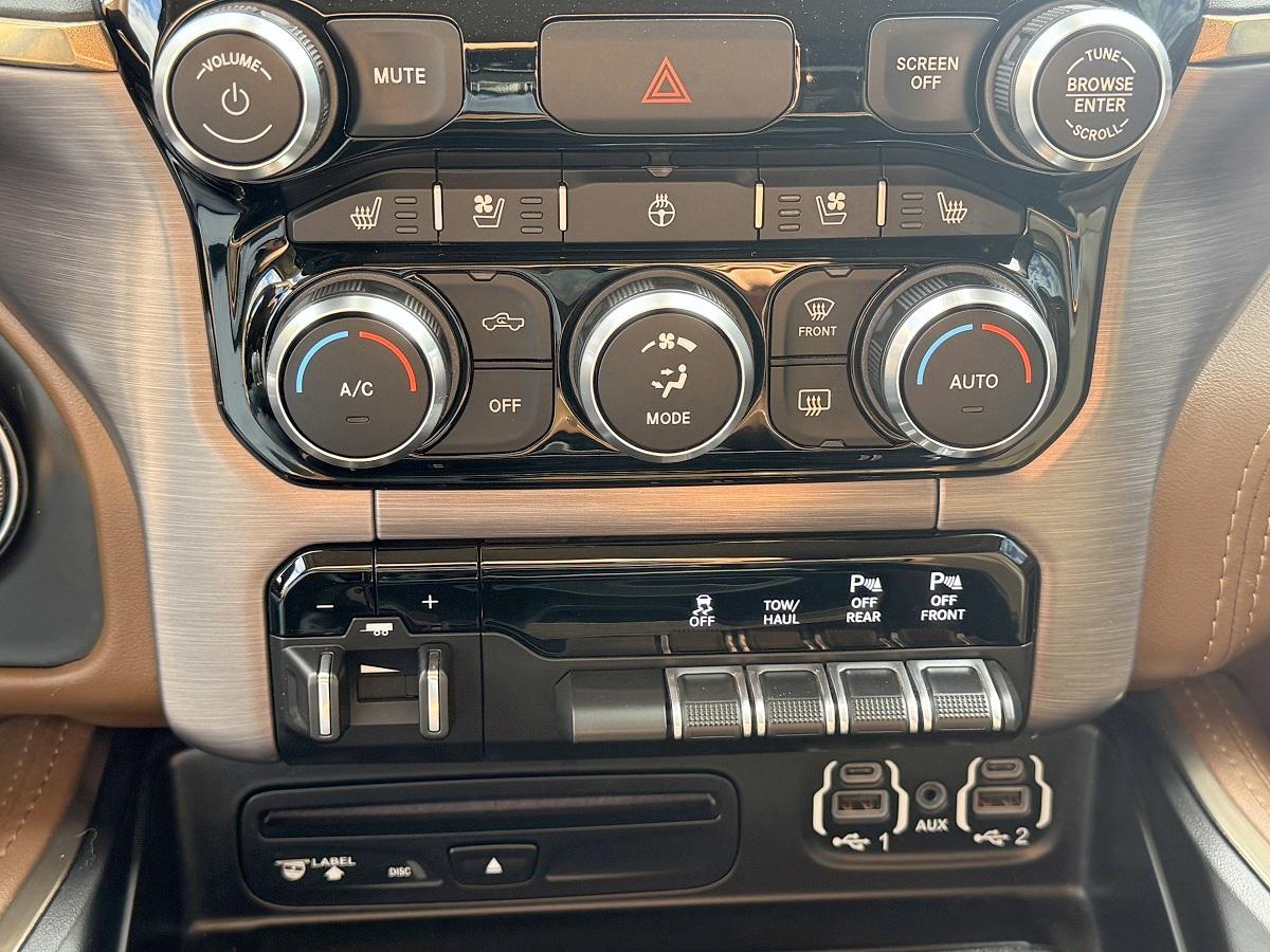 RAM 1500 Longhorn 4x4 Crew Cab 5'7" Box 2019