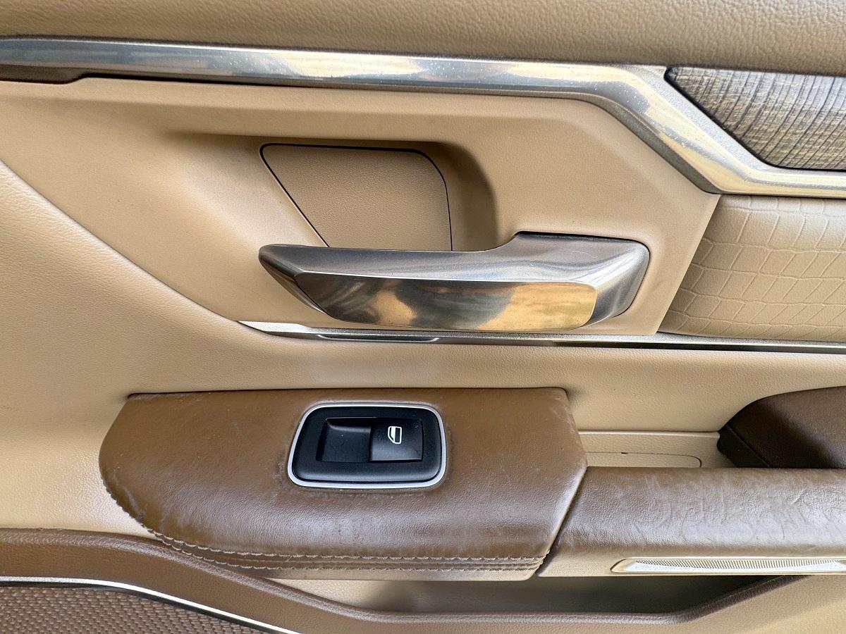 RAM 1500 Longhorn 4x4 Crew Cab 5'7" Box 2019