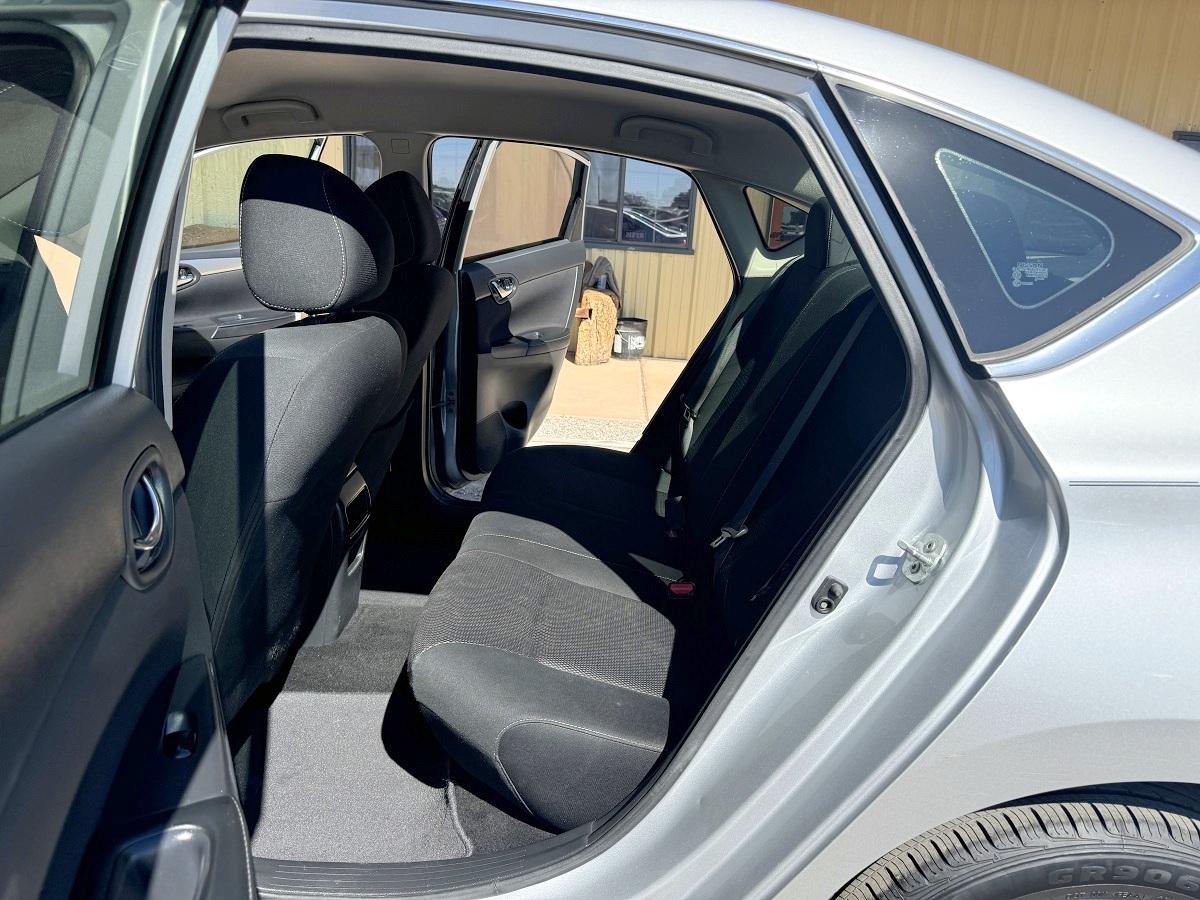Nissan Sentra S CVT 2019