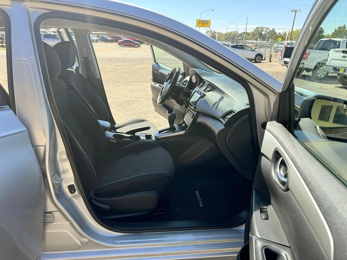 Nissan Sentra S CVT 2019