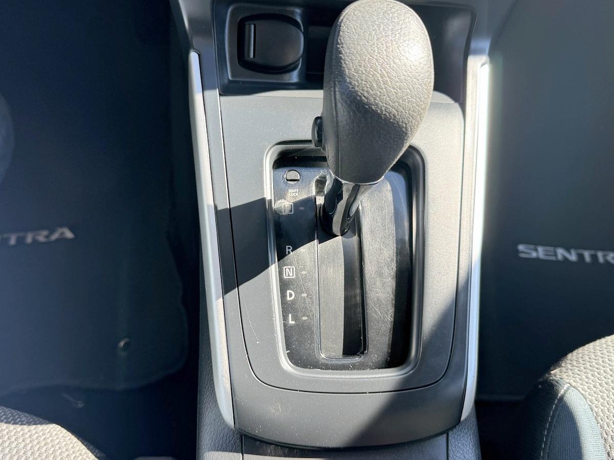Nissan Sentra S CVT 2019