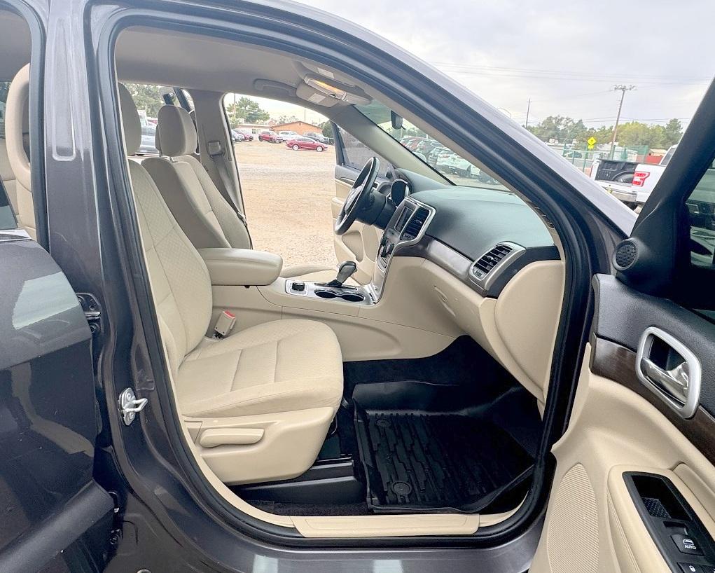 Jeep Grand Cherokee Laredo 4x4 2018