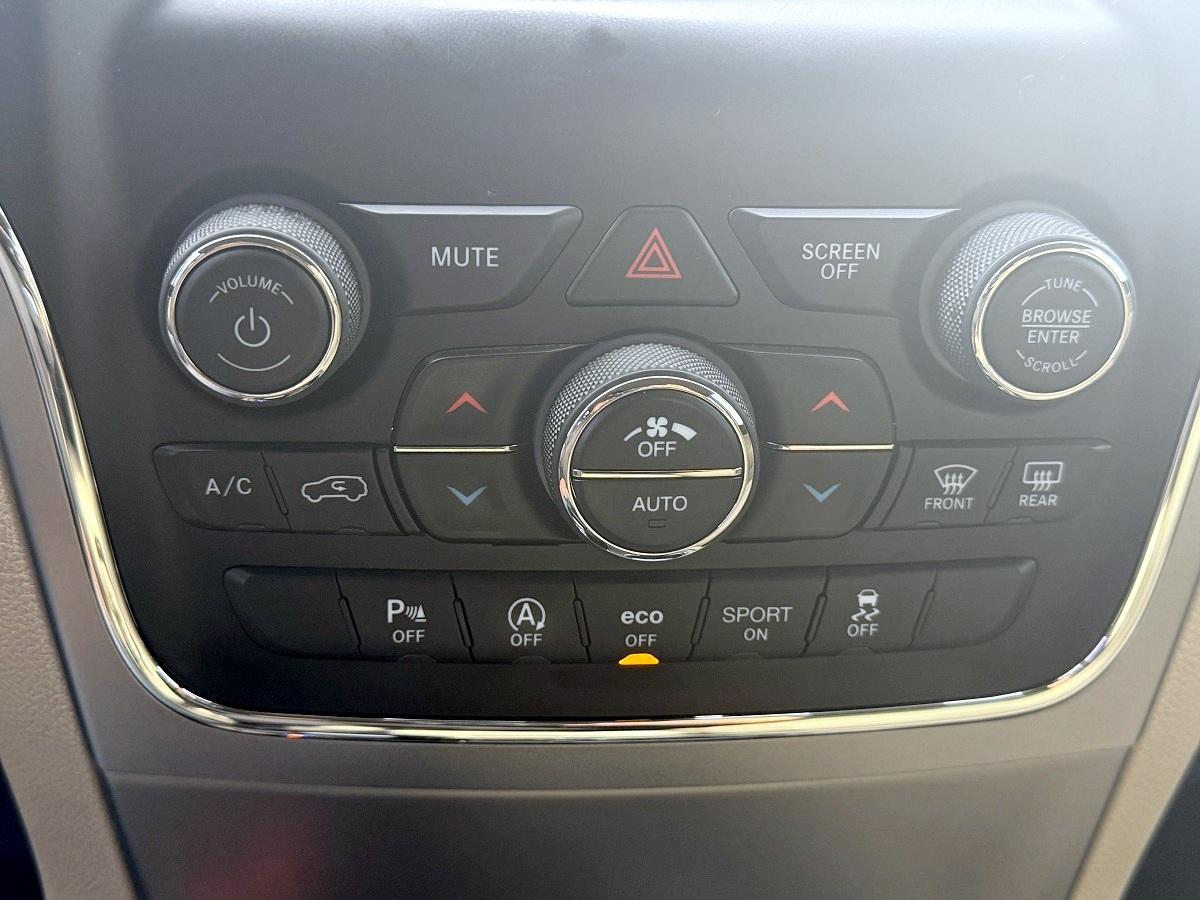 Jeep Grand Cherokee Laredo 4x4 2018