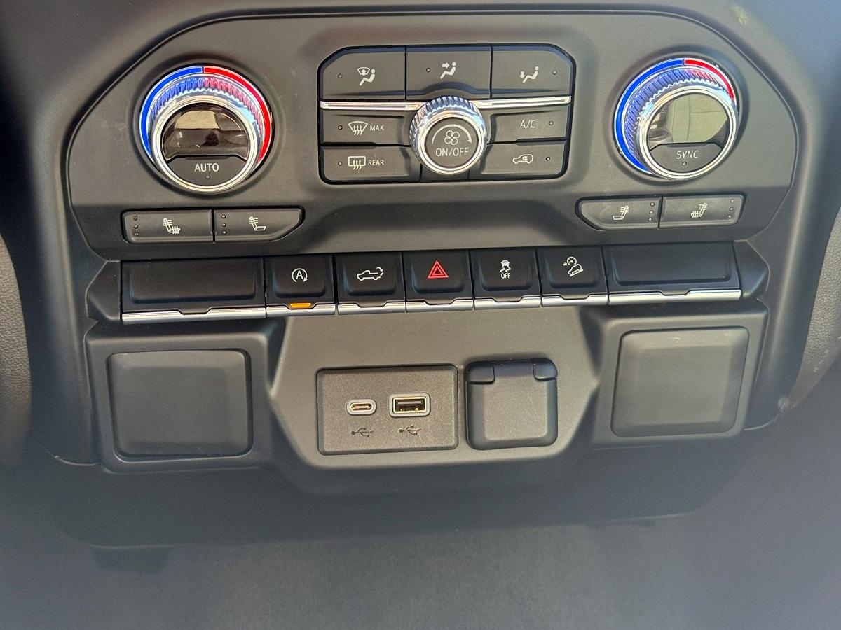 GMC Sierra 1500 SLT Crew Cab 4WD 2020