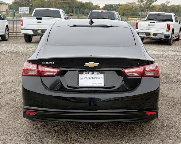 Chevrolet Malibu  2022