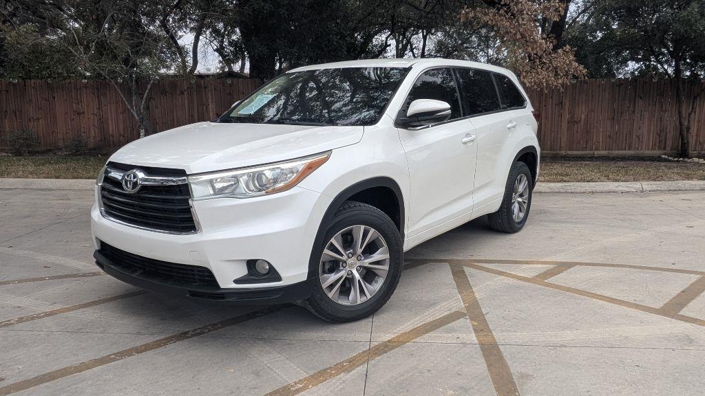2015 Toyota Highlander LE