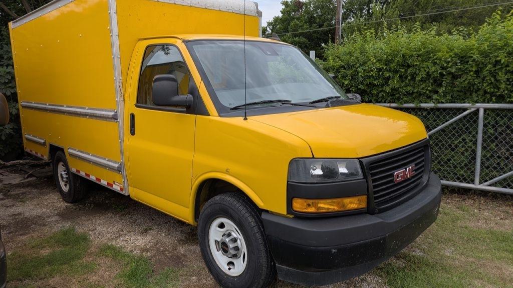 2021 GMC Savana CUTAWAY G3500