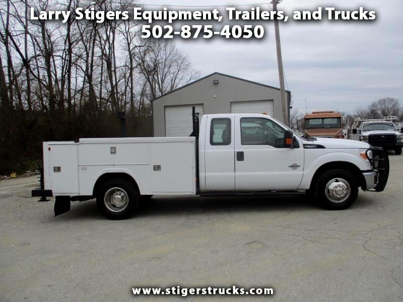 Ford F-350 SD XL SuperCab Long Bed DRW 2WD 2012