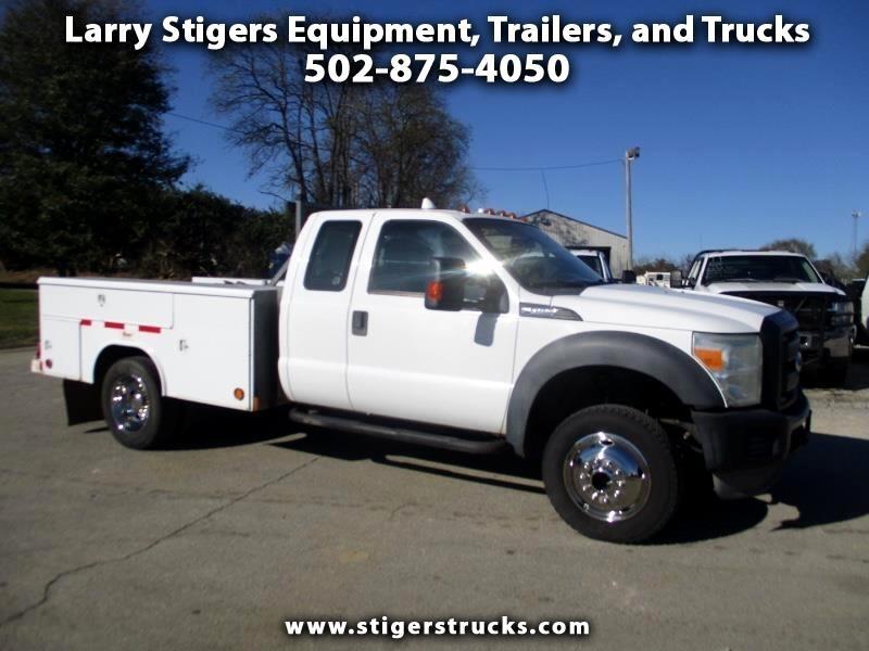 Ford F-450 SD SuperCab 4WD DRW 2011