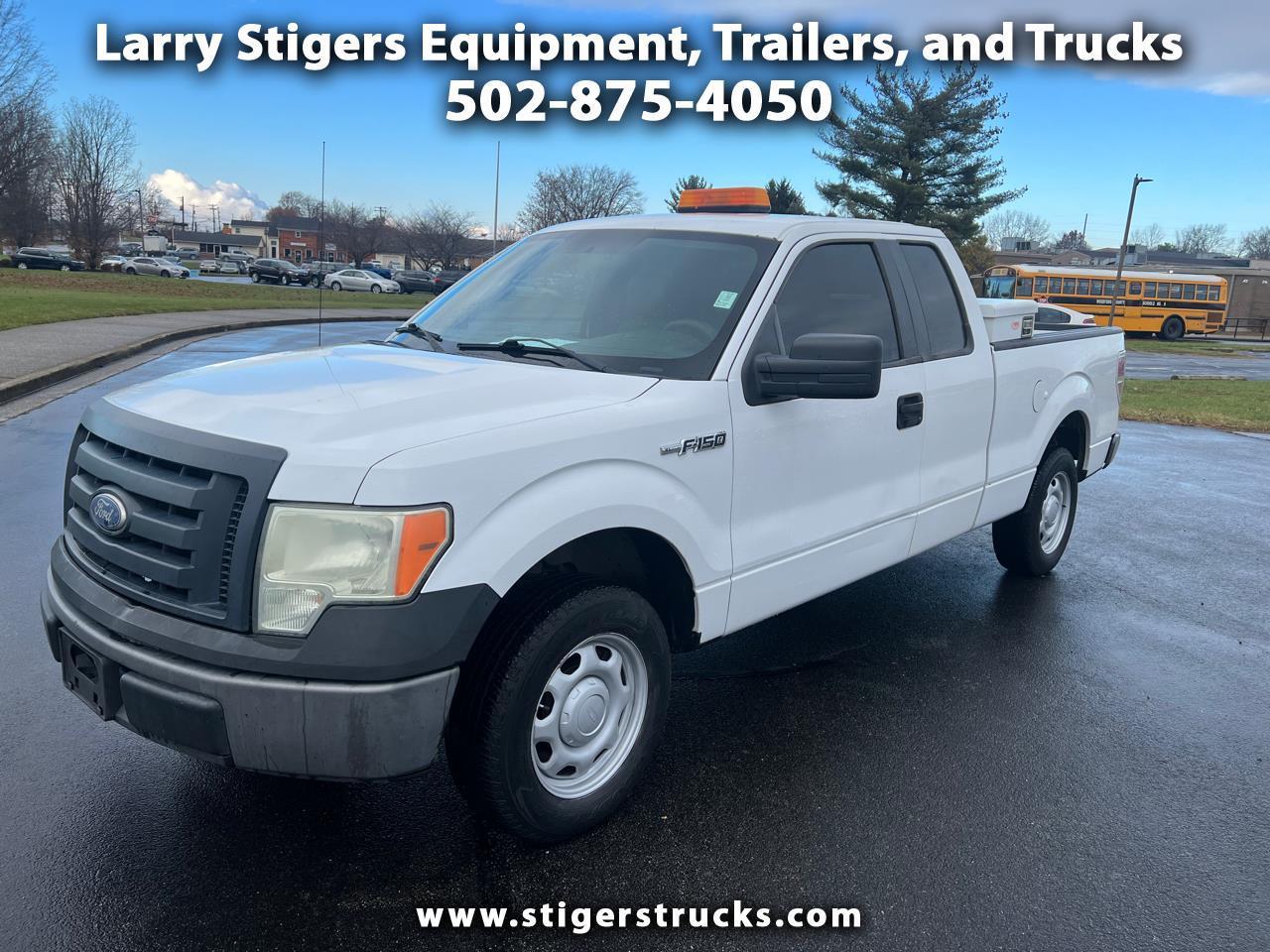 Ford F-150 XL SuperCab 6.5-ft. Bed 2WD 2010