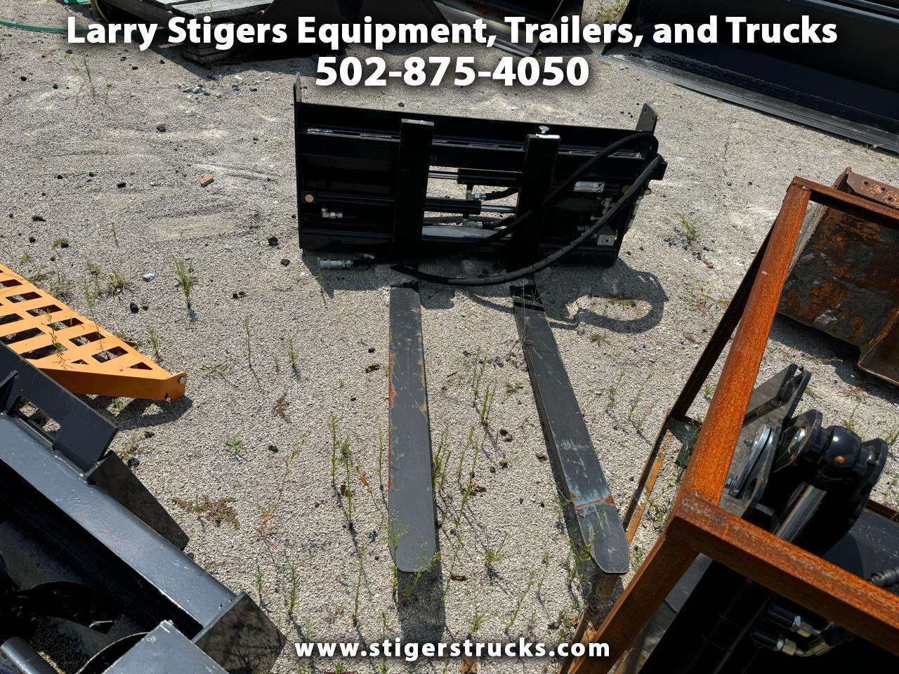2023 AGT Industrial H12 New Skid Steer Quick Attach Hydraulic Tilt Forks!