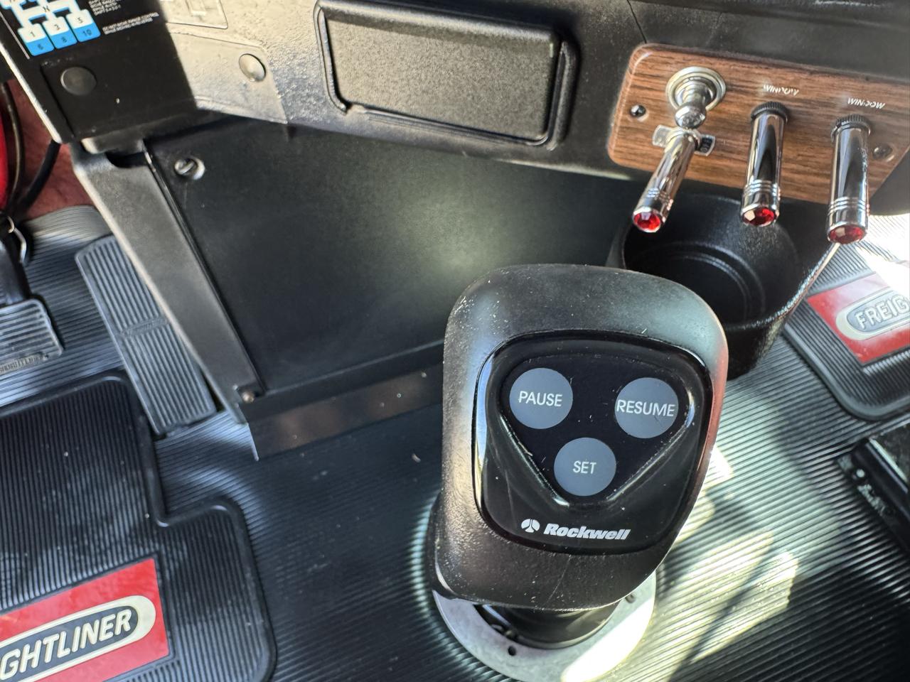 Freightliner FLD112  1998