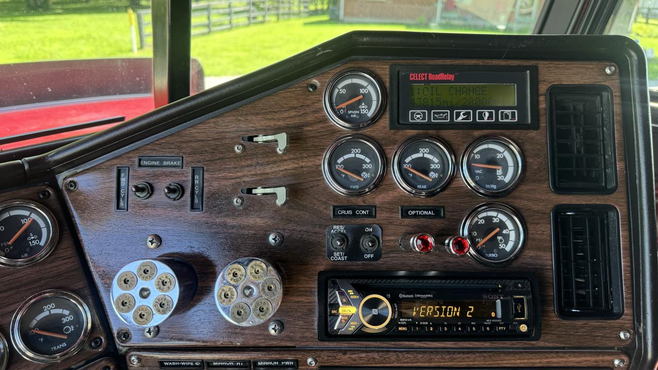Freightliner FLD112  1998