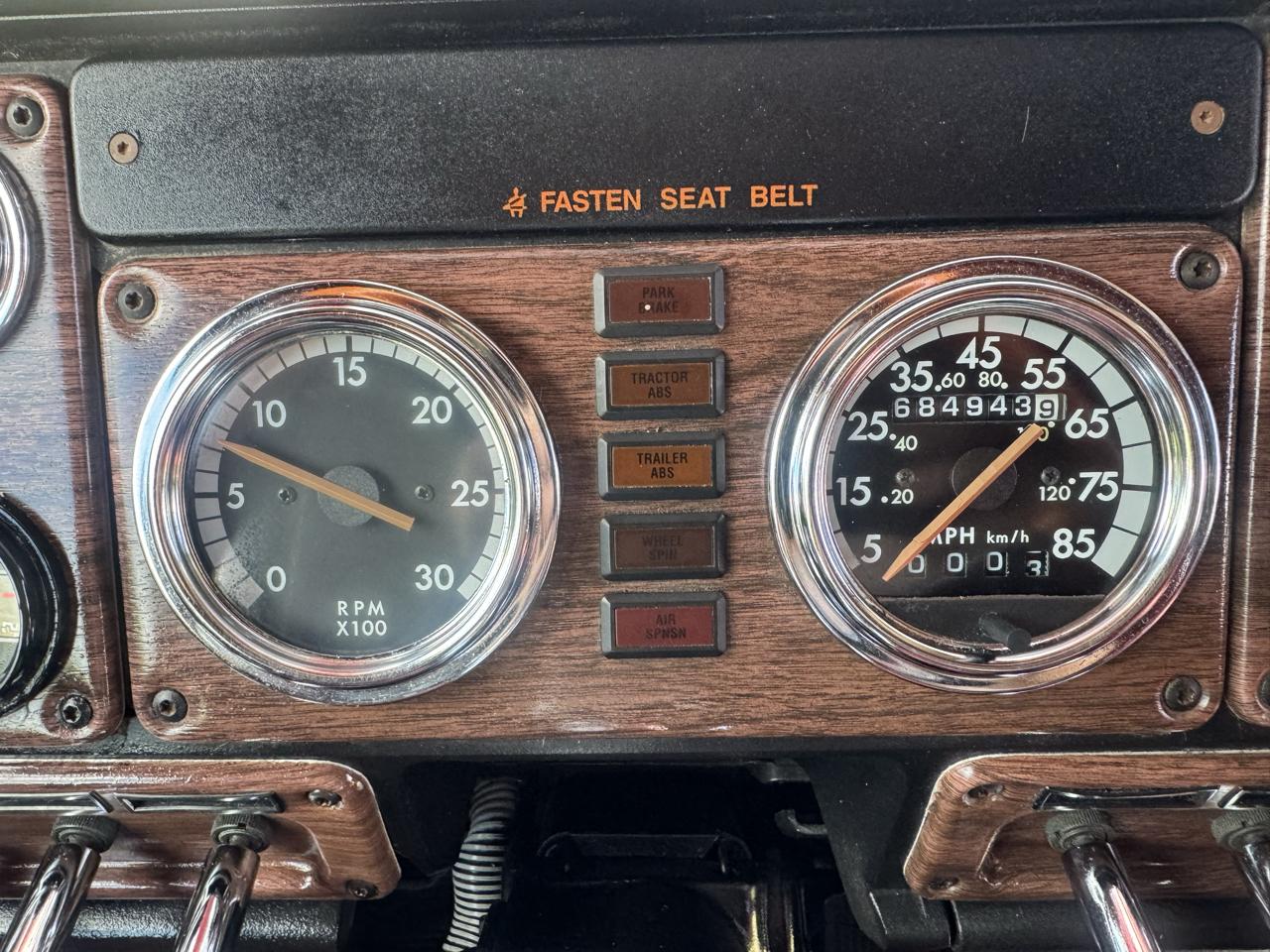 Freightliner FLD112  1998