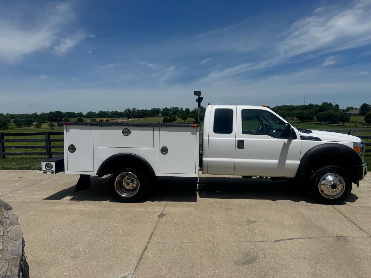 Ford F-550  2012