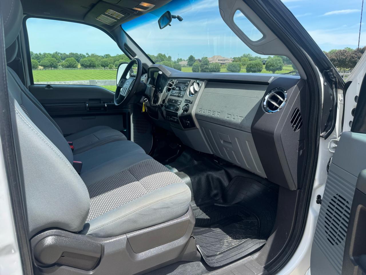 Ford F-550  2012