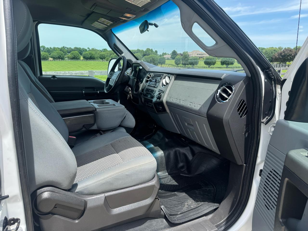 Ford F-550  2012