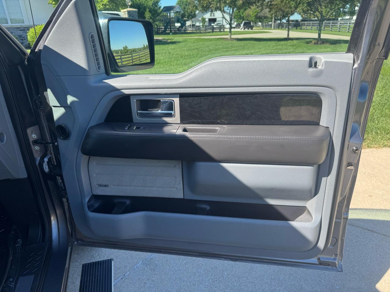 Ford F-150  2012