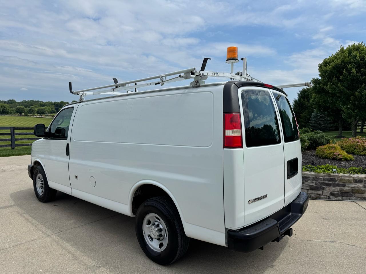 Chevrolet Express  2017
