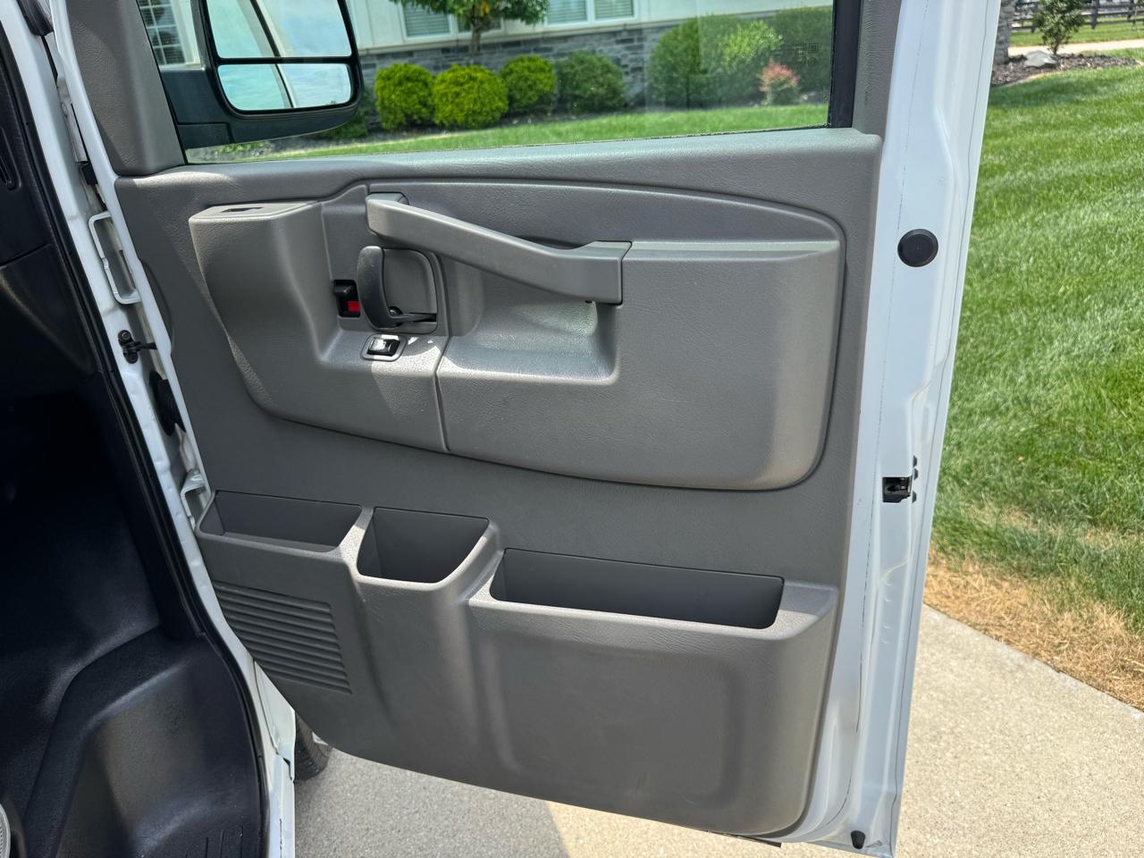 Chevrolet Express  2017