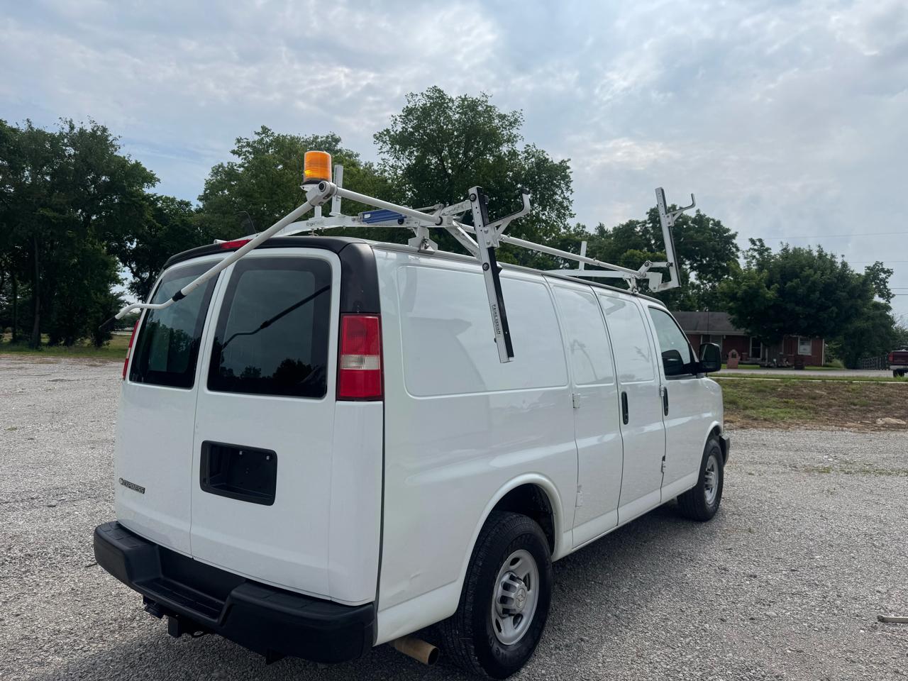 Chevrolet Express  2017