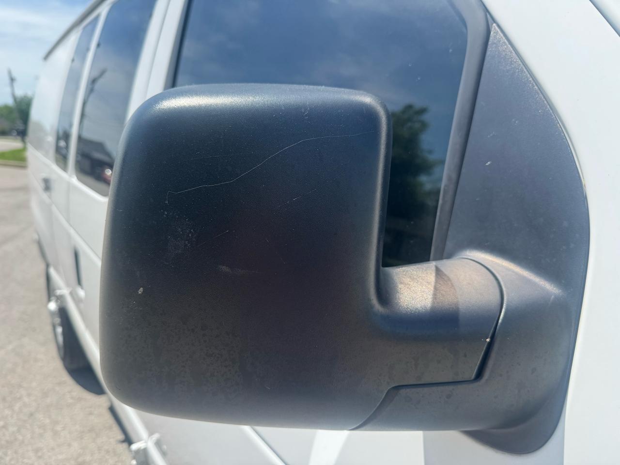 Ford Econoline  2010