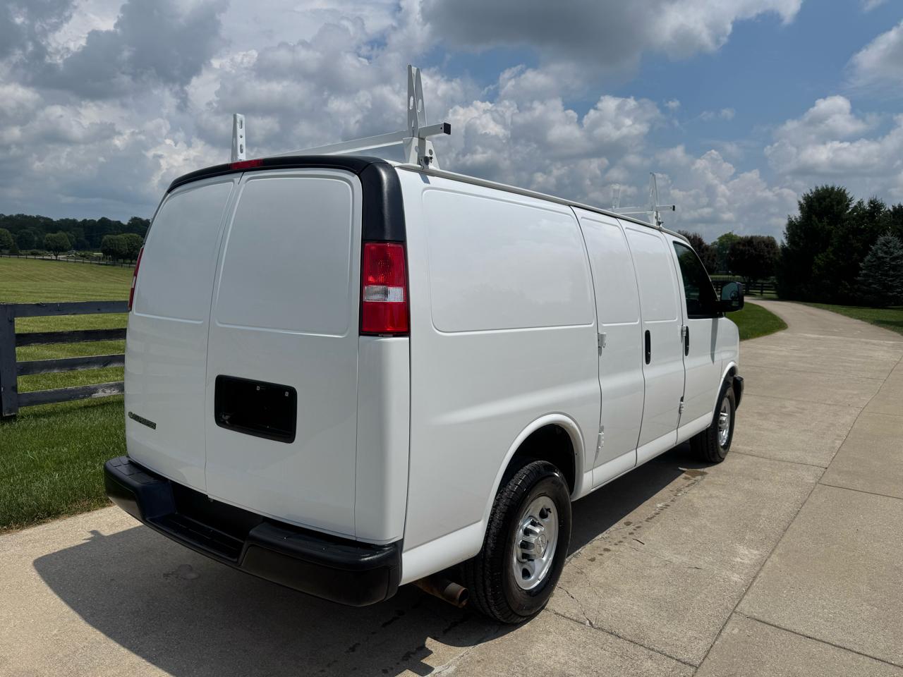 Chevrolet Express  2016