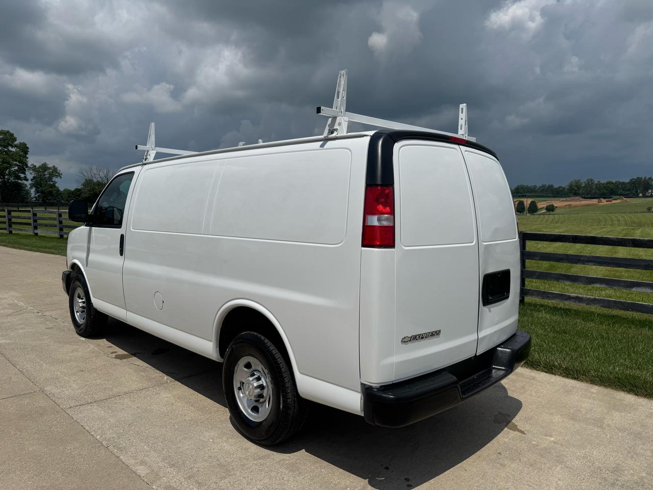 Chevrolet Express  2016