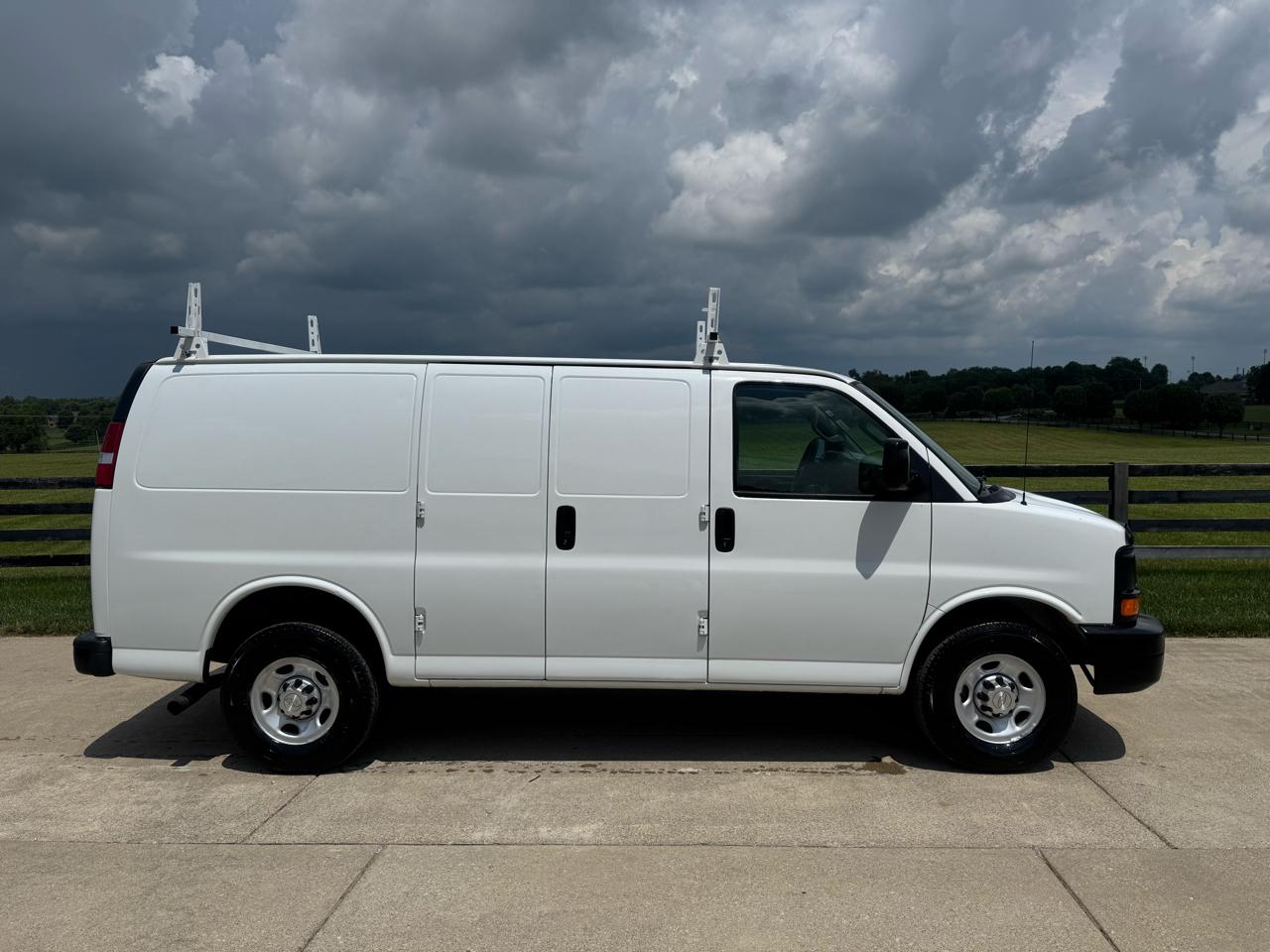 Chevrolet Express  2016