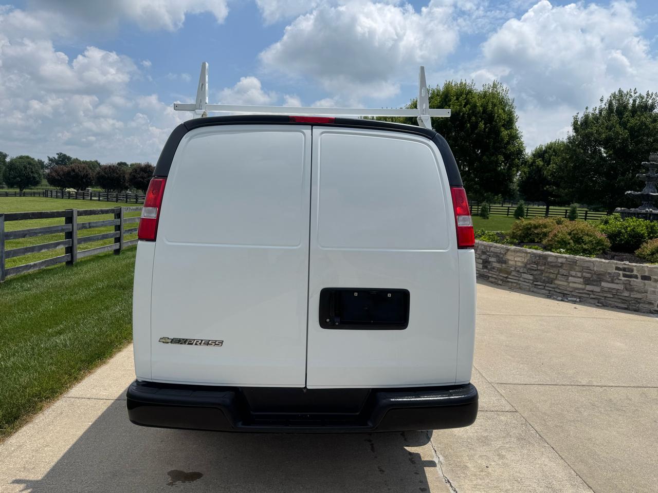 Chevrolet Express  2016