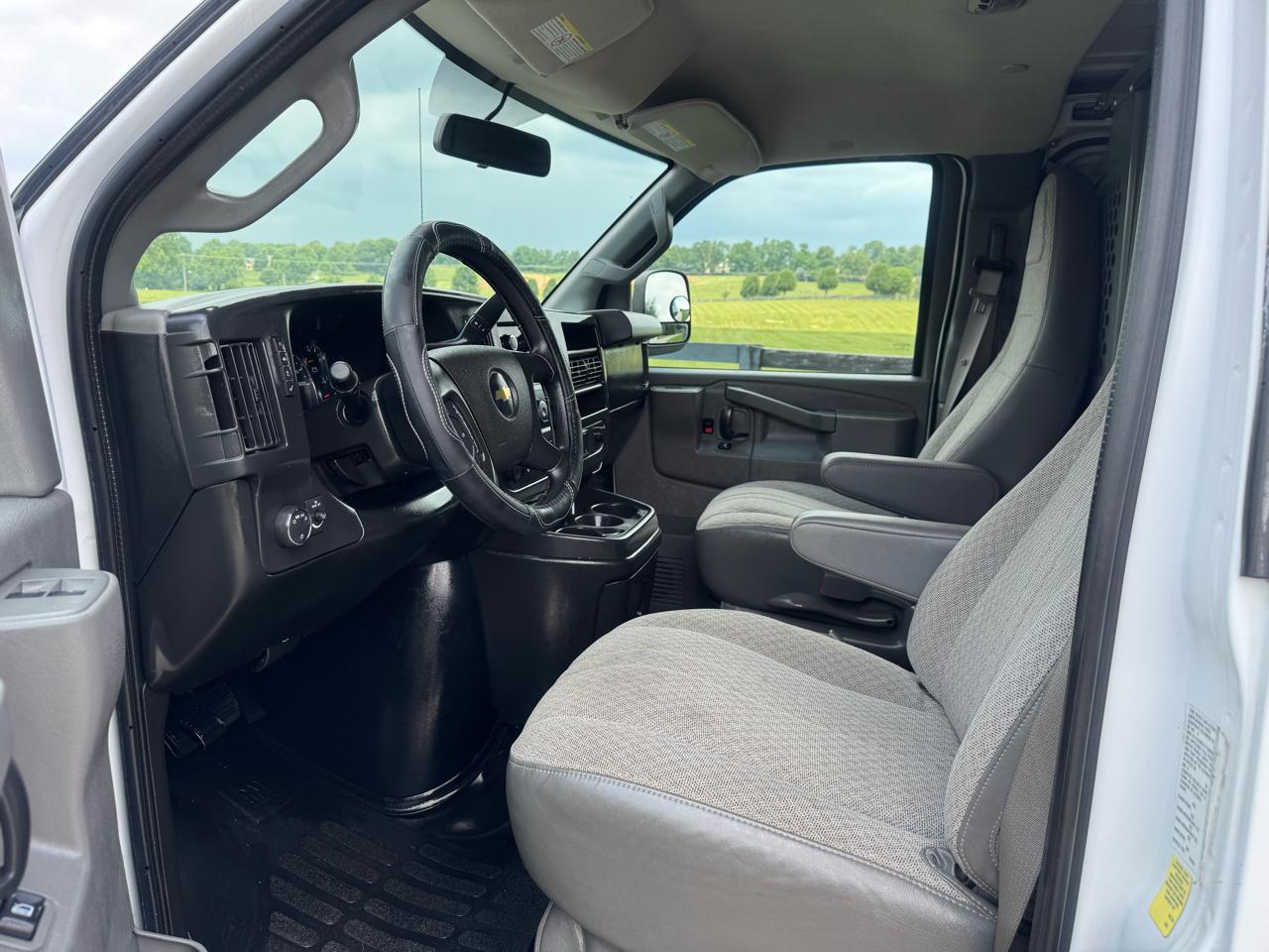 Chevrolet Express  2016