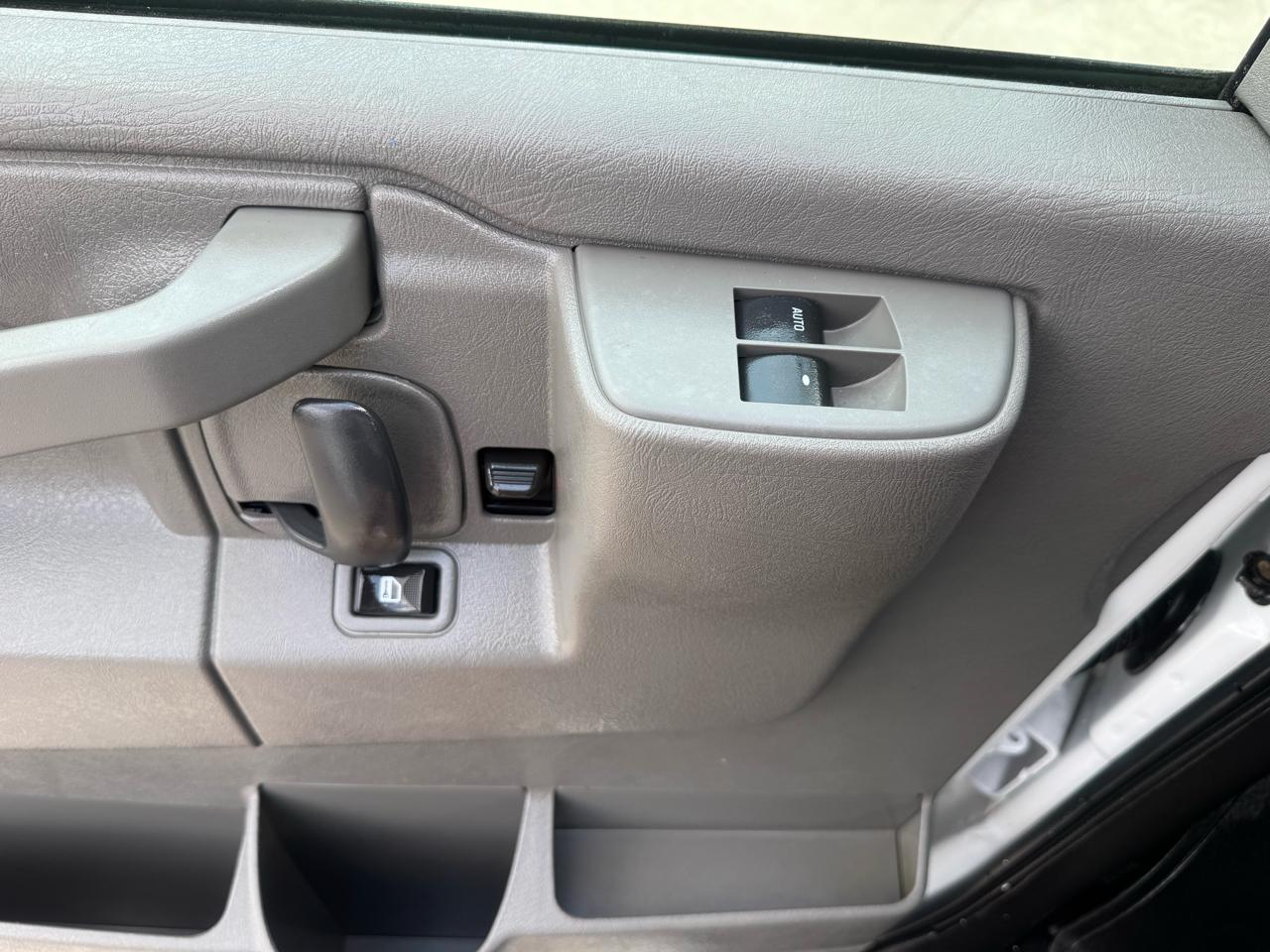 Chevrolet Express  2016
