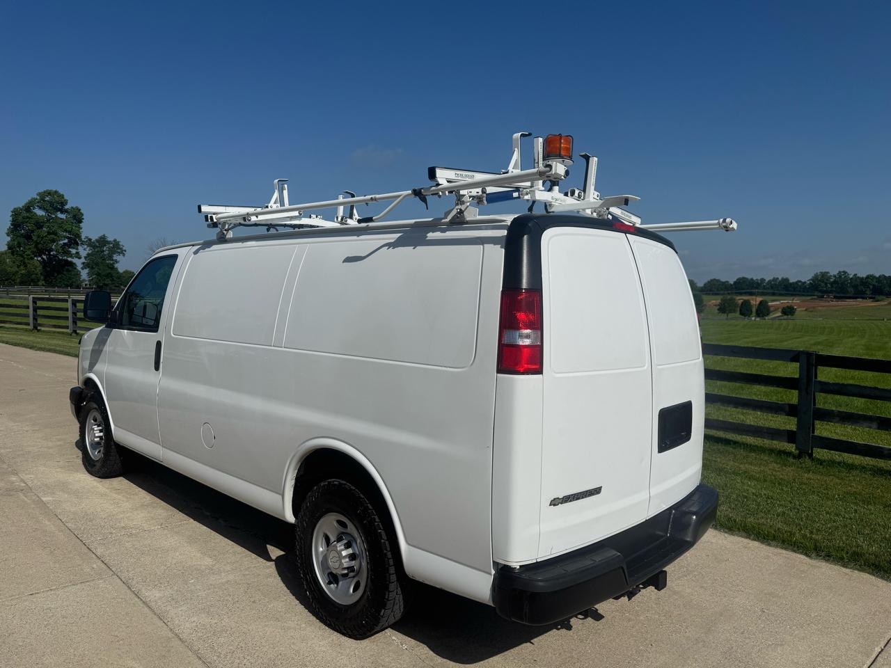 Chevrolet Express  2016