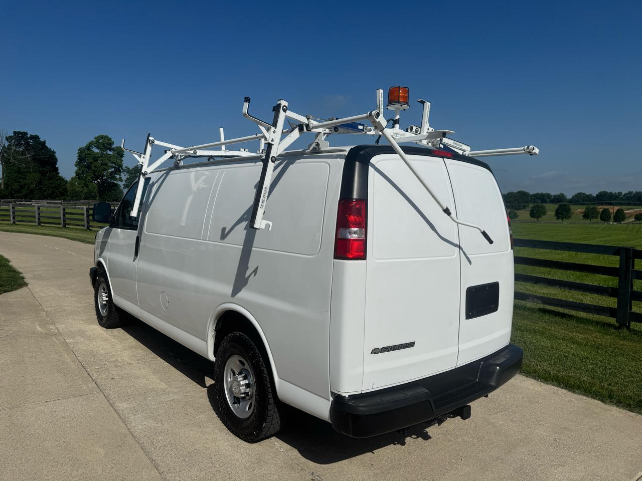 Chevrolet Express  2016