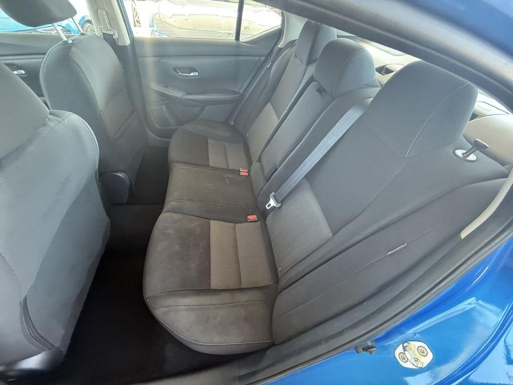 Nissan Sentra SV CVT 2021