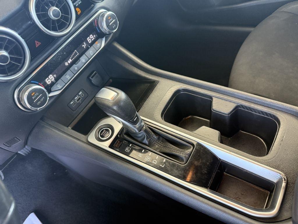 Nissan Sentra SV CVT 2021