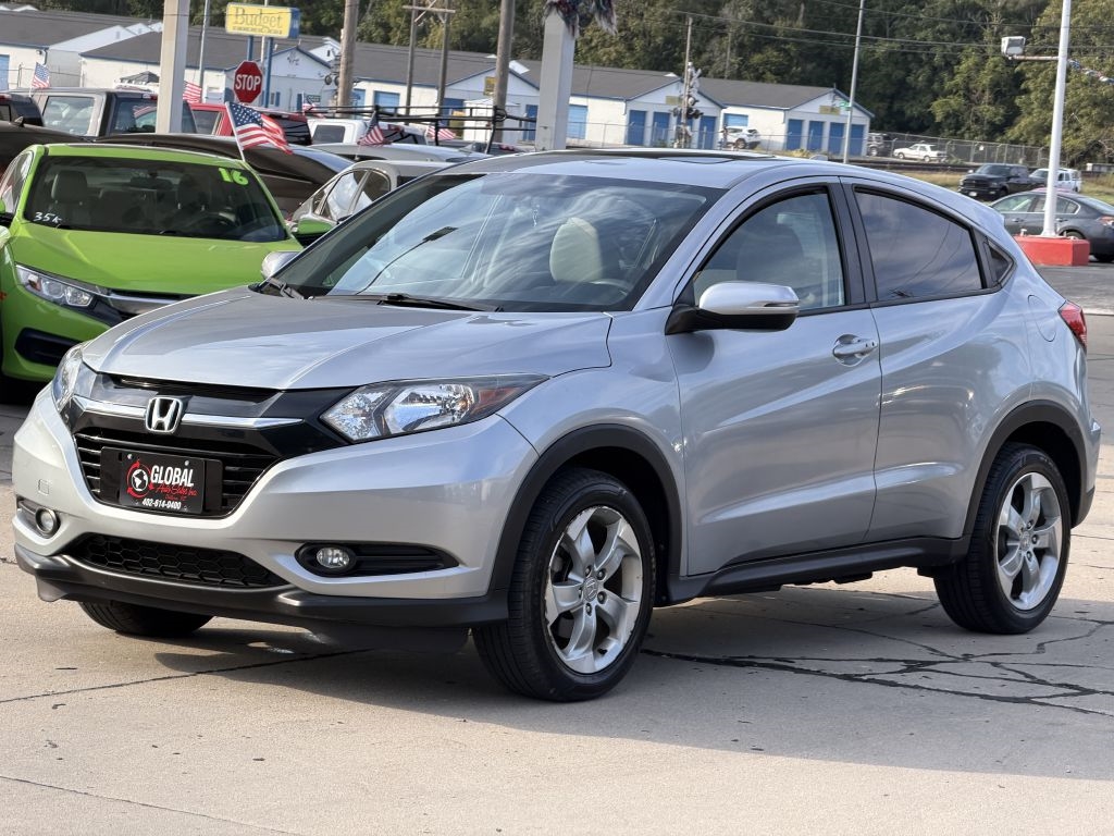 2017 Honda HR-V EX photo 2