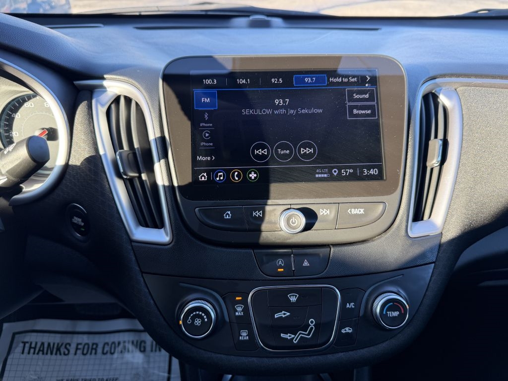 Chevrolet Malibu 4dr Sdn RS 2022