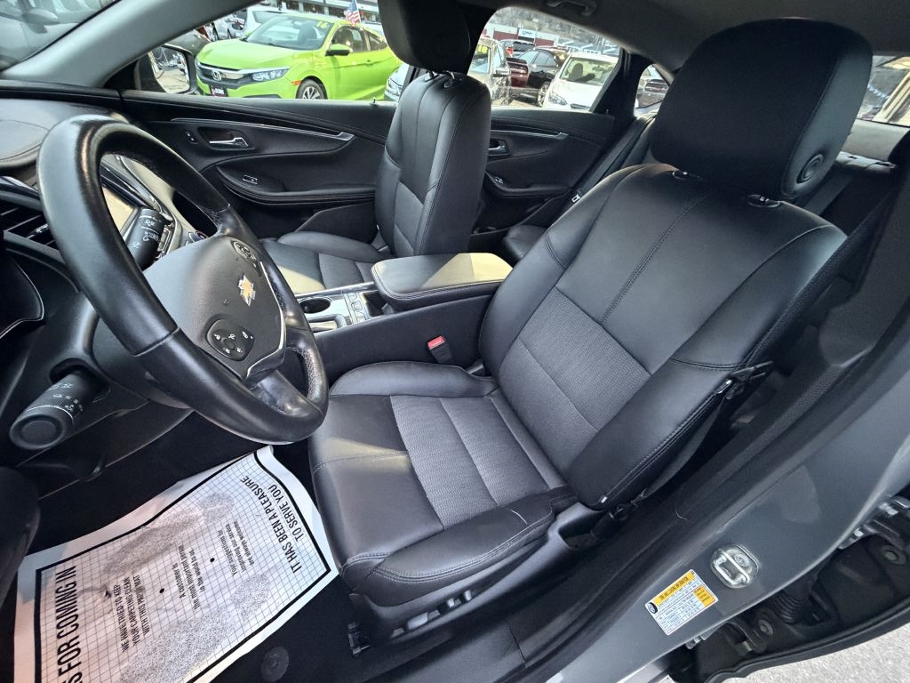 Chevrolet Impala 4dr Sdn LT w/1LT 2019