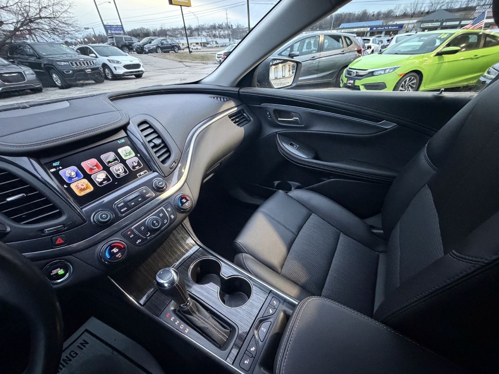 Chevrolet Impala 4dr Sdn LT w/1LT 2019