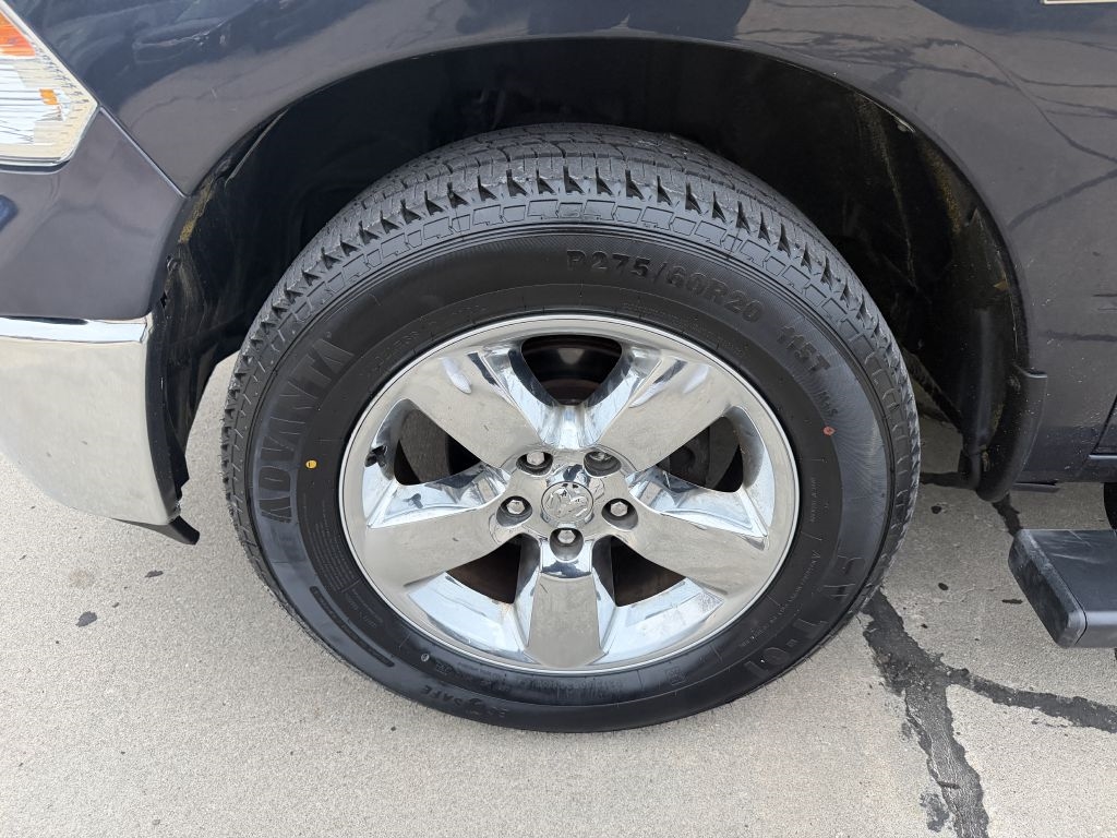 RAM 1500 Big Horn 4x4 Quad Cab 6'4" Box 2017