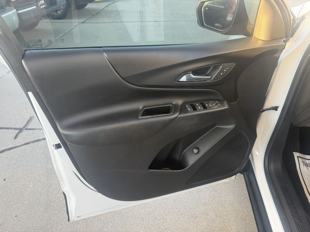 Chevrolet Equinox FWD 4dr LT w/1LT 2022