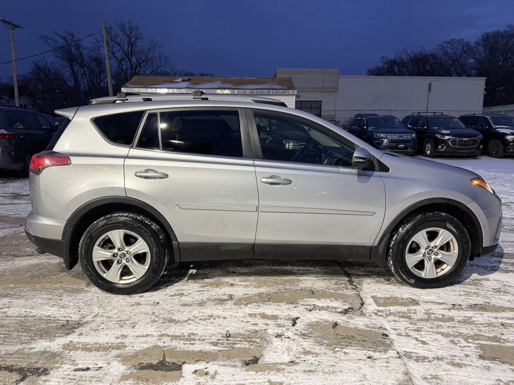 Toyota RAV4 Adventure AWD (Natl) 2018